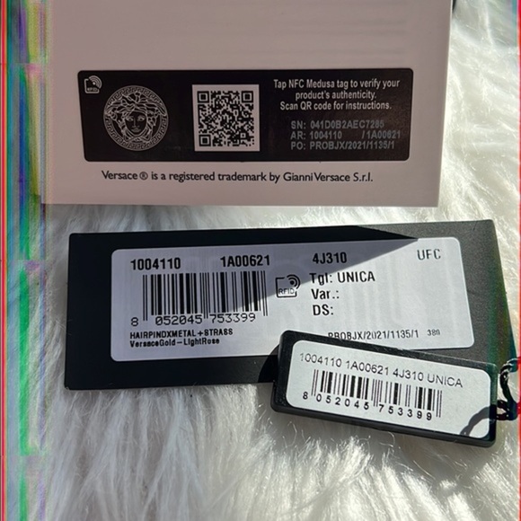 Authentic Gianni Versace Gold Pink Crystal Medusa Hair Clip Box & Cert Card 90s - Picture 9 of 10